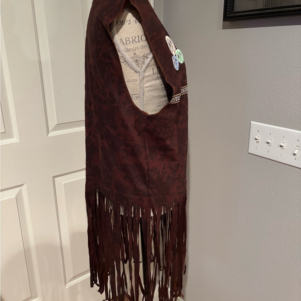 Brown Fringe Vest with Peace Sign Patches - Picture 4 of 10